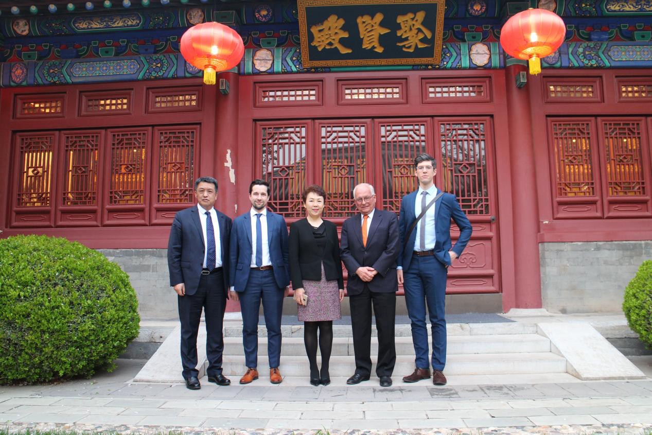 史玲副会长会见慕尼黑安全会议前主席伊辛格